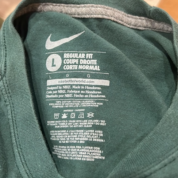 University of Oregon Nike Tee Size Large - Picture 4 of 4